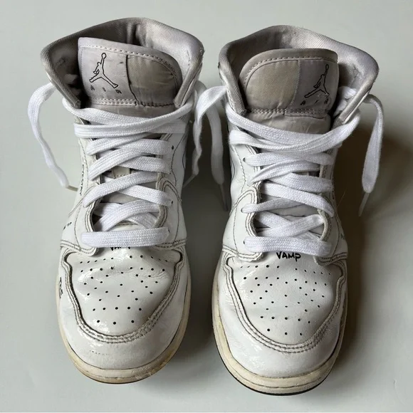 Nike Air Jordan 1 Mid SS GS Schematic- Youth- Size 5.5Y - [DQ1864-100] - Picture 7 of 15